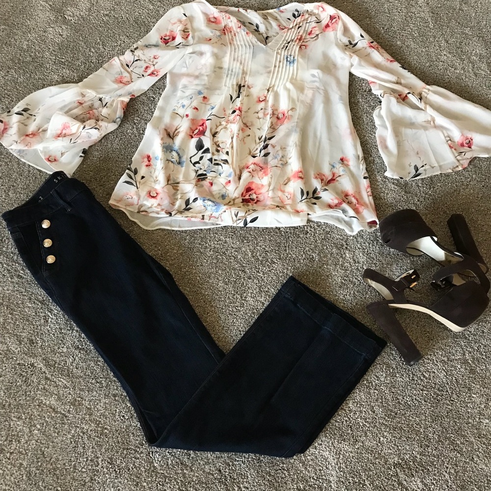 White House Black Market retro blouse